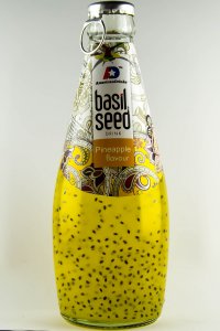 Pineapple flavor Basil Seed Jedná se o nealkoholický nápoj s bazalkovými semínky s příchutí ananasu. Dovoz Vietnam. 